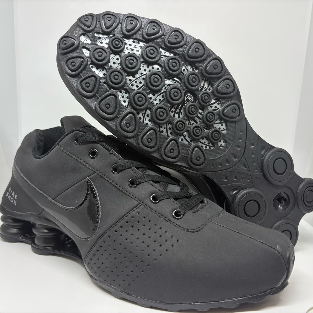 Men’s All Black Nike Shox